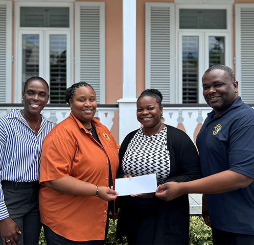 6. Suntera Bahamas donates to the Bahamas National Youth Choir web